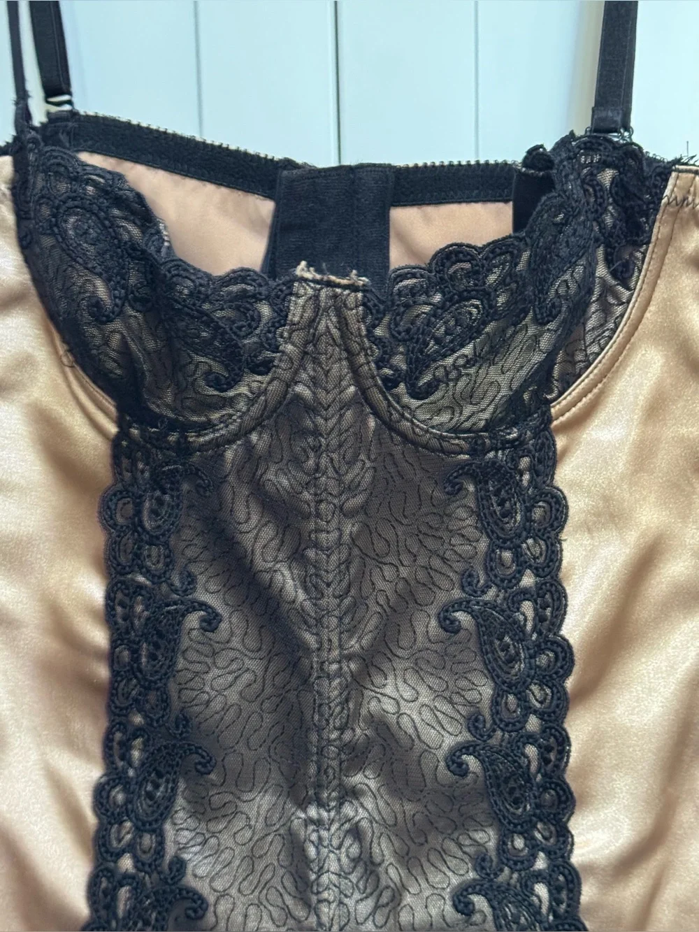 Frederick's of Hollywood Corset Bustier Top Beige Black Lace Women's Size 34